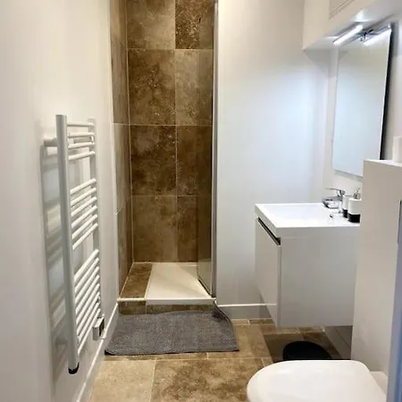 Magnifique T2 Proche De La Gare Апартаменты *